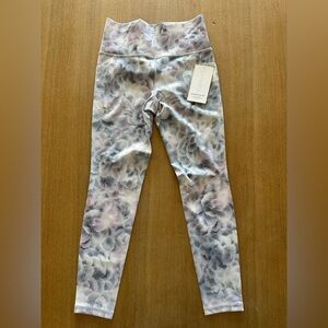 Athleta Salutation Stash Tights Leggings in Lavender Gray Floral - NWT